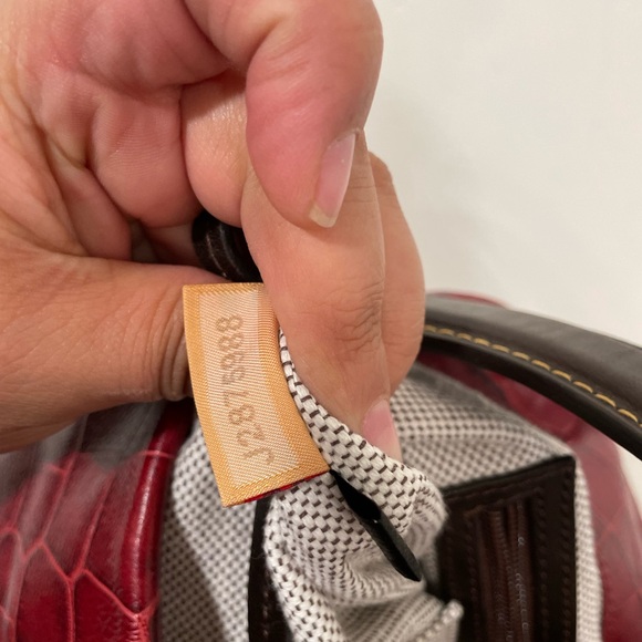 Dooney & Bourke Logo Lock Deep Red Croc Leather Large Hobo Shoulder Bag - Picture 8 of 8